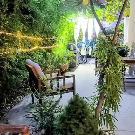 Lejlighed Apartma Rea Izola, Pergola & Terassa, Parking