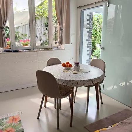 Apartma Rea Izola, Pergola & Terassa, Parking Izola