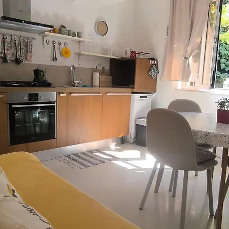 Lägenhet Apartma Rea Izola, Parking & Atrij Izola
