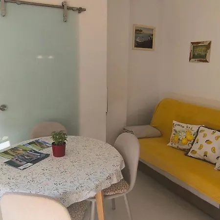 Apartma Rea Izola, Parking & Atrij Izola