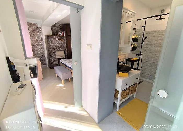 아파트 Apartma Rea Izola, Pergola & Terassa, Parking