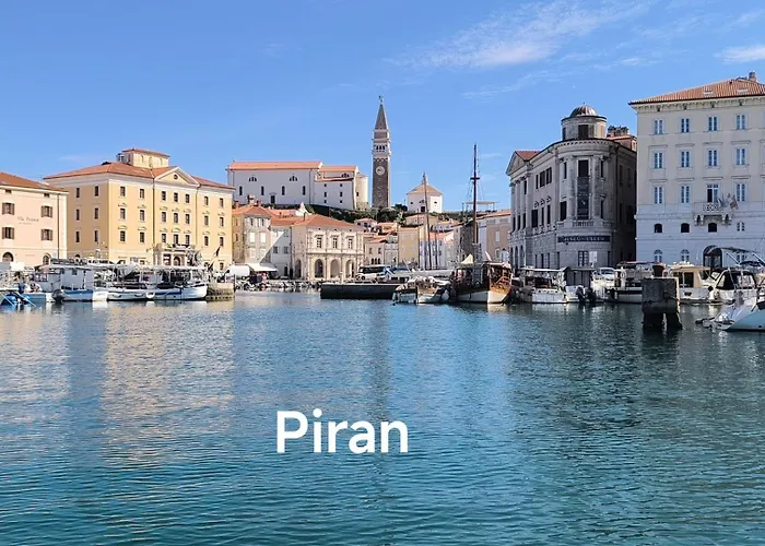 아파트 Apartma Rea Izola, Pergola & Terassa, Parking *